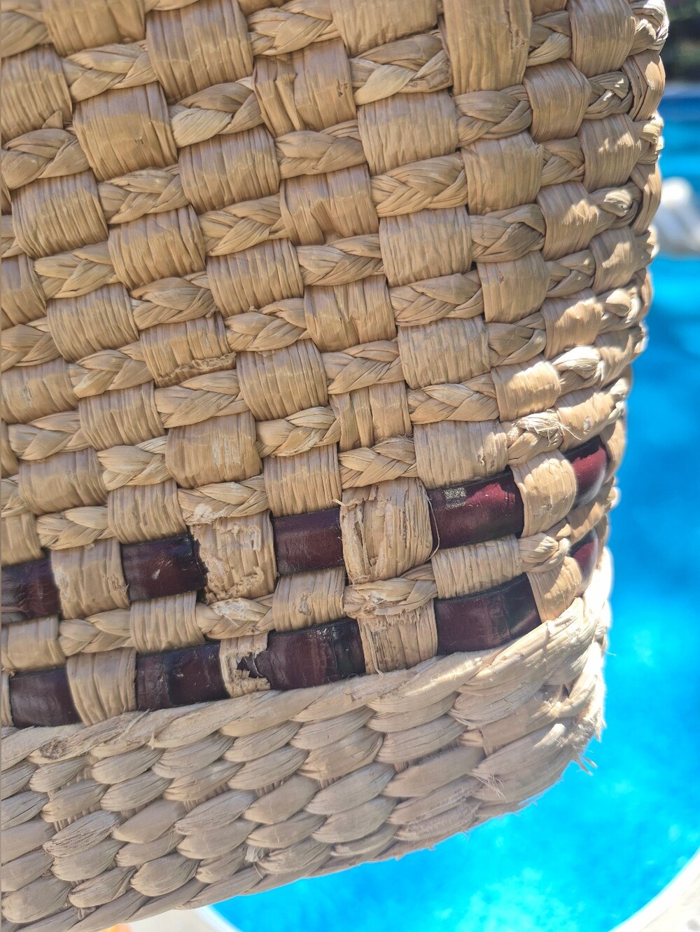 Brighton Woven Straw Shoulder bag featuring brown croc-embossed leather trim - Picture 4 of 11